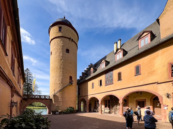 Schloss Mespelbrunn