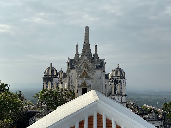 Phra Nakhon Khiri Historical Park (Khao Wang)