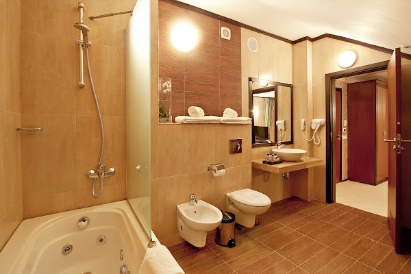 Bristol Hotel - Best Western Plus
