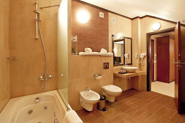 Bristol Hotel - Best Western Plus