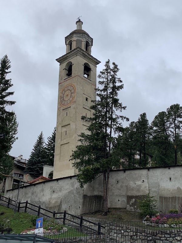 Schiefer Turm St. Moritz