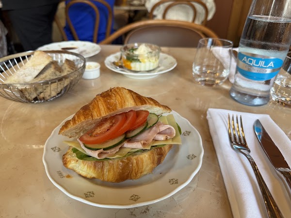 Café Savoy