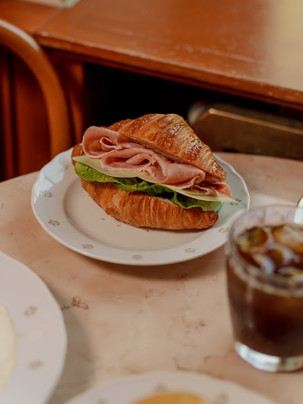 Café Savoy