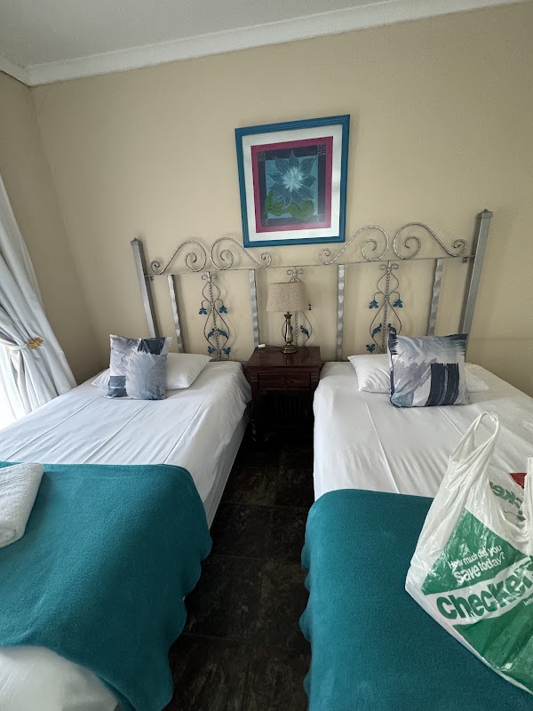 Sir Lambert's Guesthouse