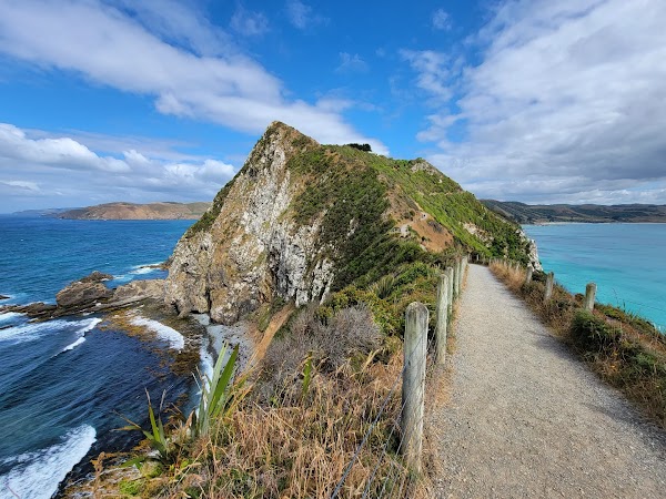 Nugget Point Lighthouse