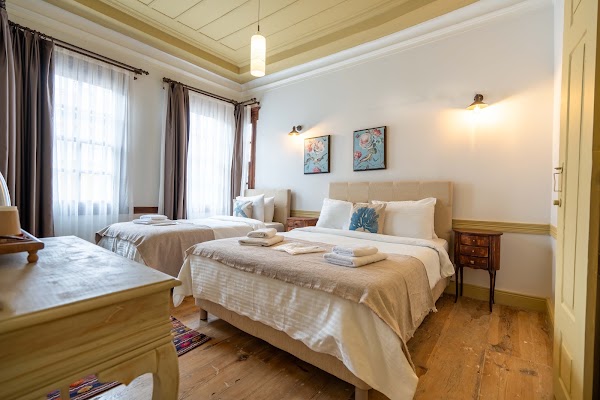 Ayvalık Otel Macaron Konağı