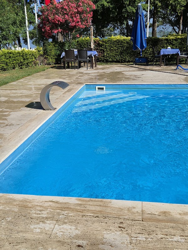 Limnades Hotel