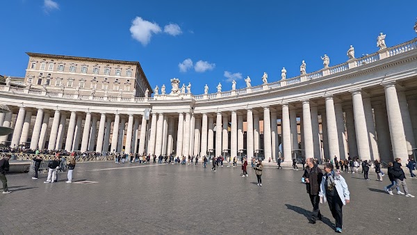 Aziz Petrus Meydanı