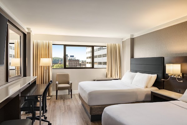 Crowne Plaza Knoxville Downtown University by IHG