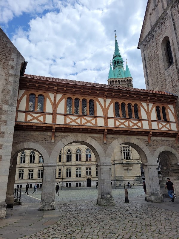 Burgplatz