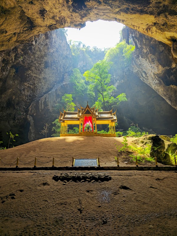 Phraya Nakhon Cave