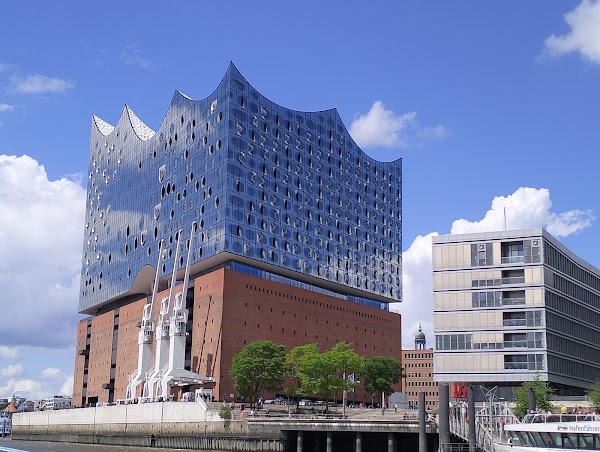 Elbphilharmonie Plaza