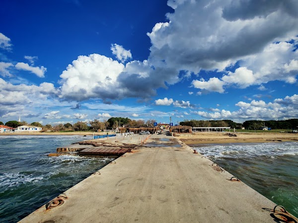 Odunluk Pier