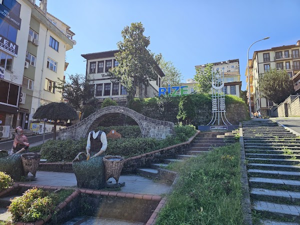 Rize Meydan Parkı