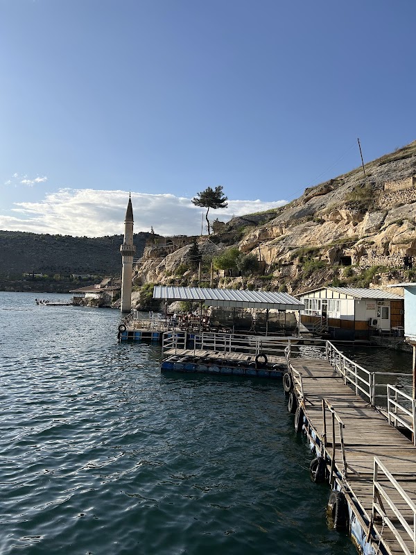 Halfeti Rum Kale Uygun Fiyata Tekne Turu Mehmet Kaptan