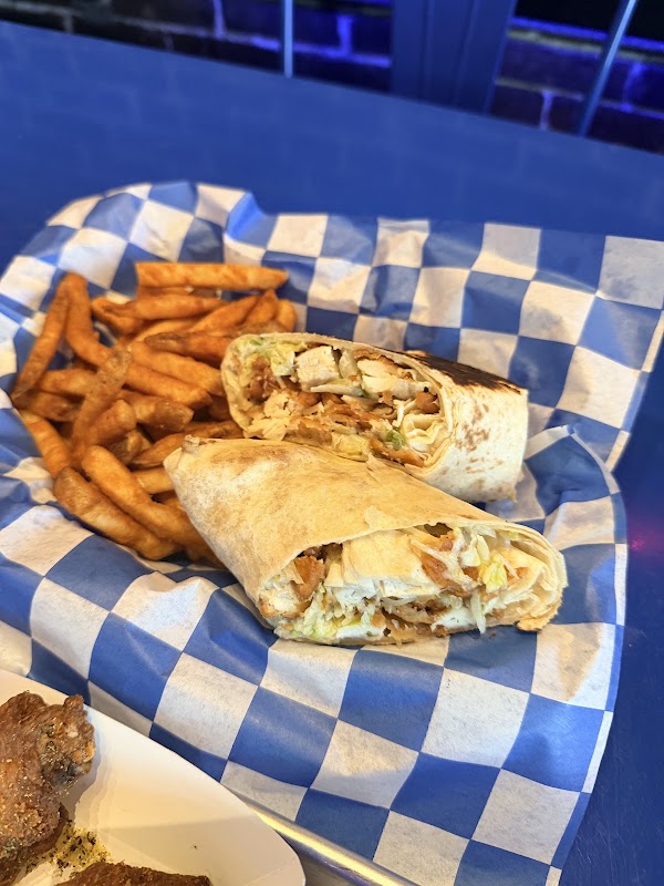 Papi's Restaurant and Lounge