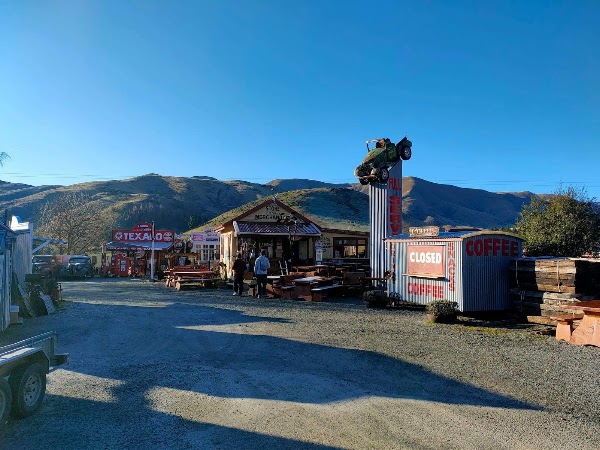 Burkes Pass