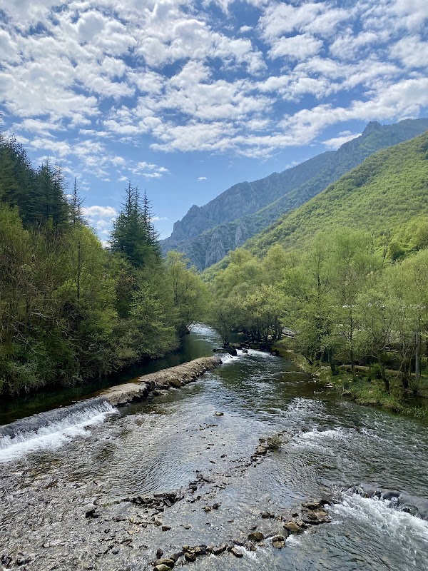 Matka Canyon Trail