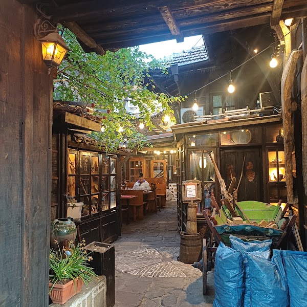 Hadjidraganov's Houses Restaurant