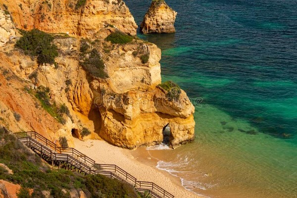 Marinha Beach