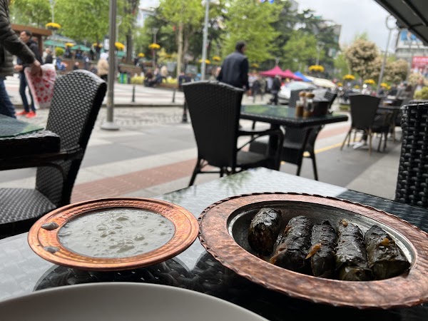 Cemilusta Akçaabat Köftecisi