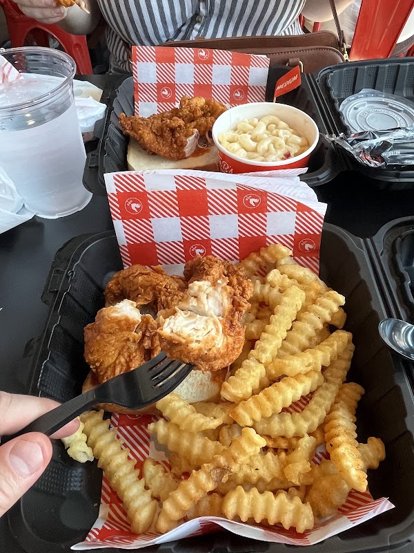 Hattie B's Hot Chicken - Nashville - Midtown