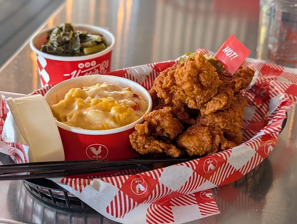 Hattie B's Hot Chicken - Nashville - Midtown
