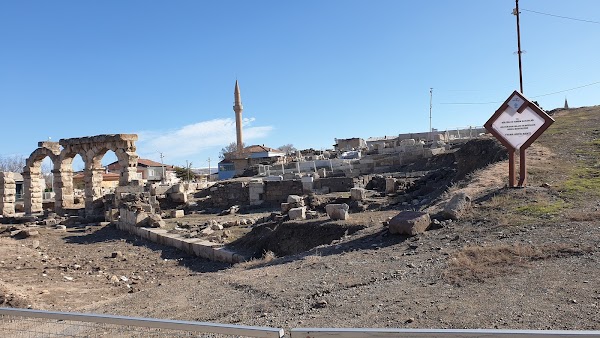 Tyana Arkeolojik Alanı