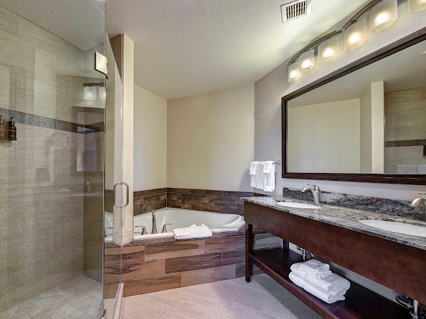 The Golden Hotel, an Ascend Collection Hotel