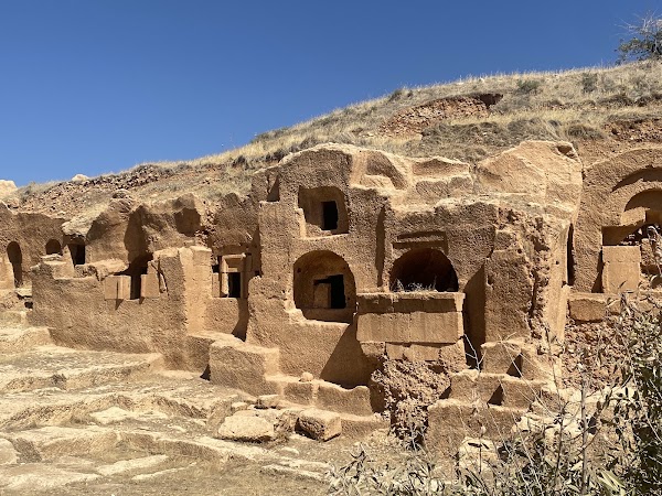 Dara Ancient City Cistern