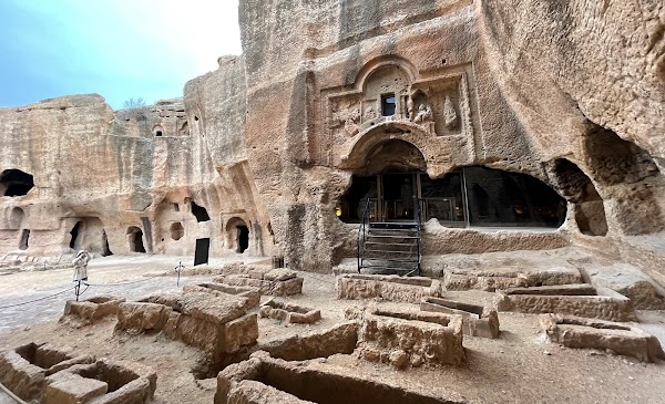 Dara Ancient City Cistern