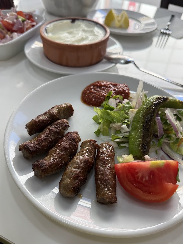 Meşhur Köfteci Abdi Özcan