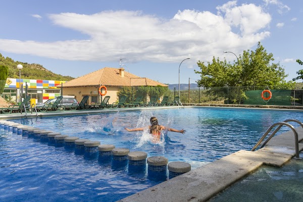 Càmping - Bungalows Altomira