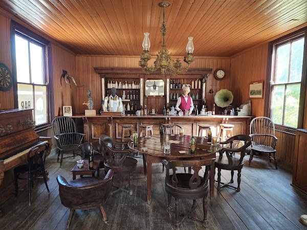Occidental Bar