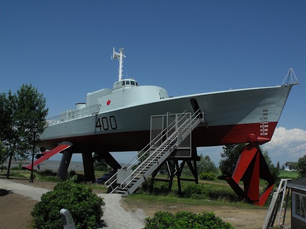 Musée maritime du Québec - Captain J. E. Bernier