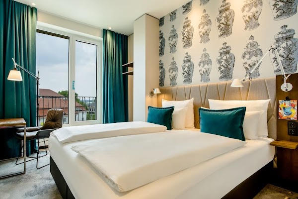 Hotel Motel One Dresden am Zwinger