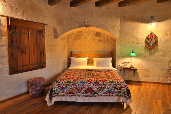 Sultan Cave Suites