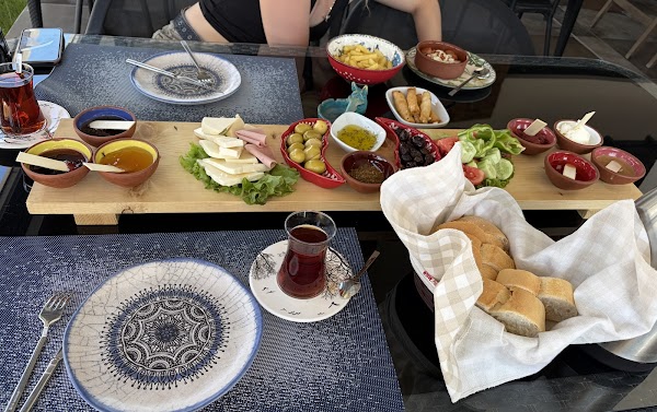 Neandria Cafe Restaurant Köy Kahvaltısı