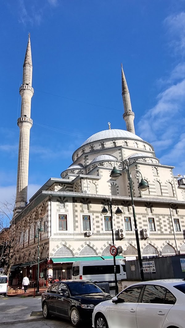 Merkez Sahil Cami