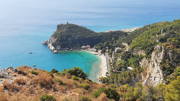 Saraceni Bay