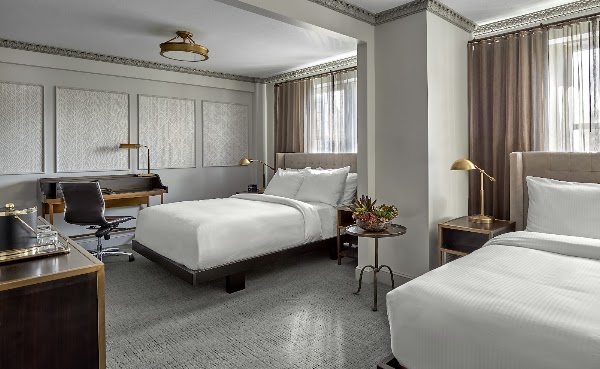 Hotel Phillips Kansas City, Curio Collection by Hilton