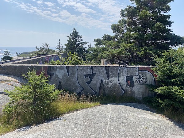 Polly Cove Hiking Trail