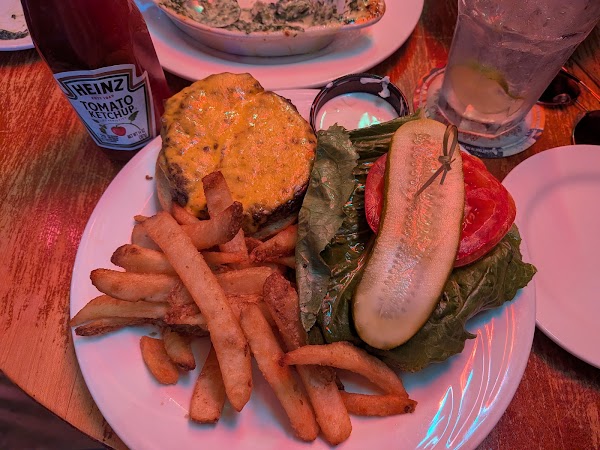 The Sarah Street Grill