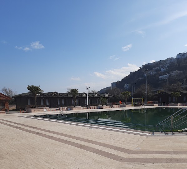 Mavi Işıklar Eğitim, Dinlenme ve Rehabilitasyon Merkezi-Kampı