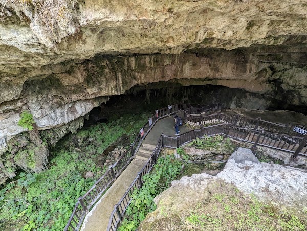 Kaklik Cave