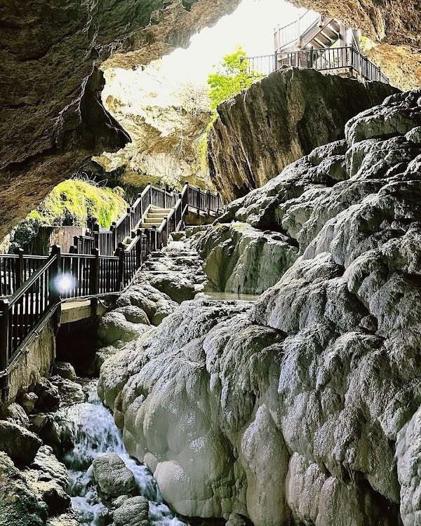 Kaklik Cave