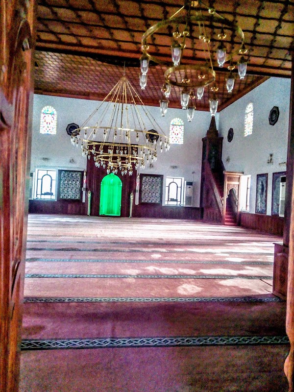 Yeşil Cami