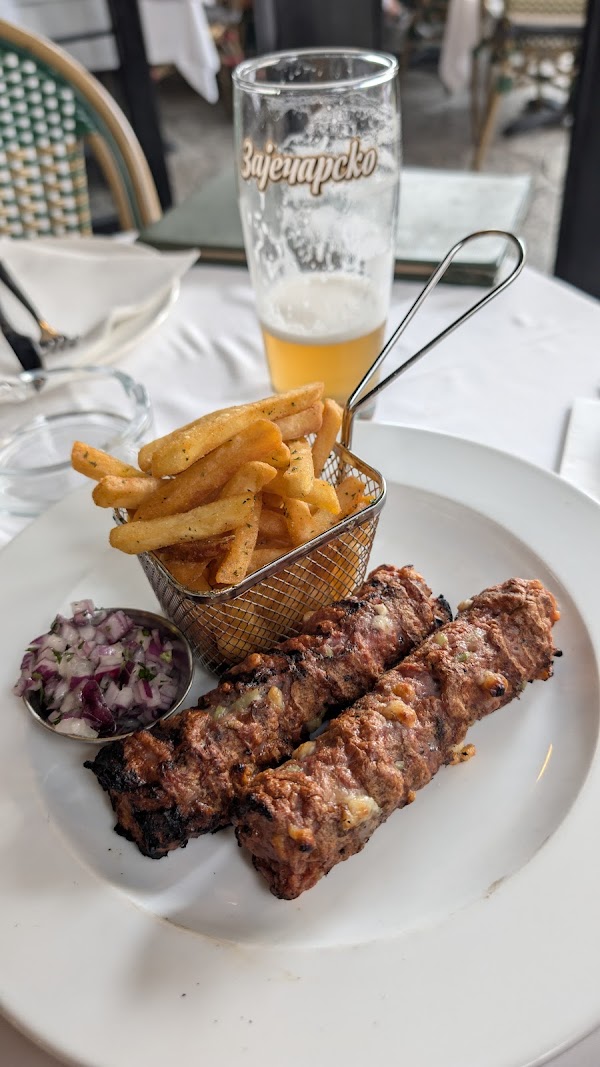 Restaurant "Šešir moj" (Skadarlija)