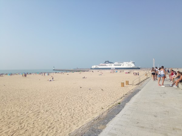 Calais Strand