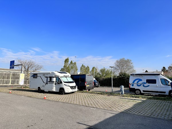 Area Sosta Camper - Parma
